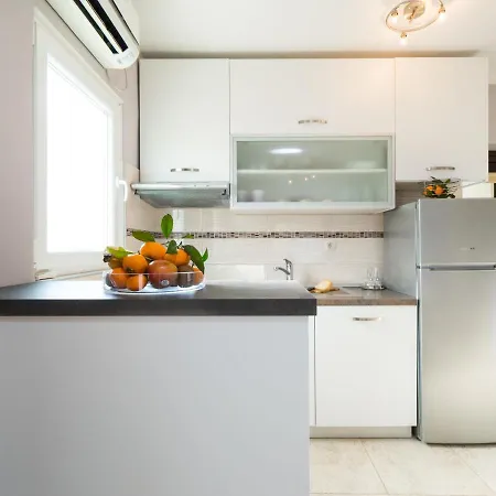 Alluring Holiday In With Whirlpool Casa de Férias