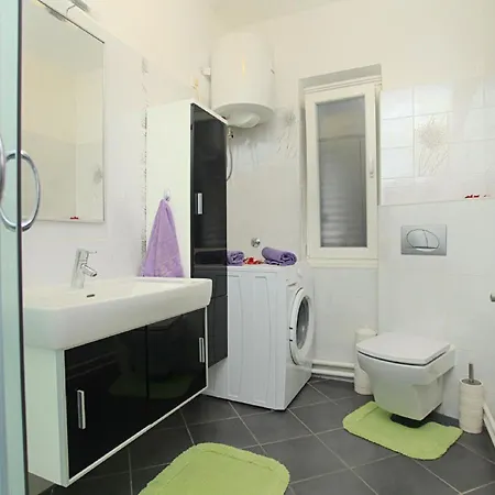 Alluring Holiday In With Whirlpool Casa de Férias Korčula