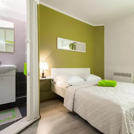 Alluring Holiday In With Whirlpool Prázdninový dům *